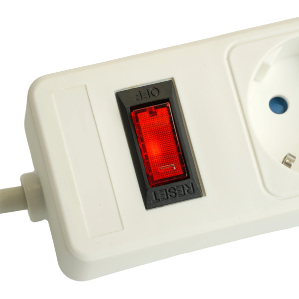 Сетевой фильтр 5-местный с/з STEKKER HM20-51-02 3x1мм2, 1,8 м, серия Optima, белый