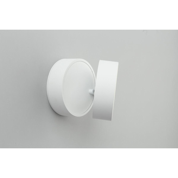 Светодиодный спот Omnilux Lenno OML-101309-18 Светодиодный спот Omnilux Lenno OML-101309-18