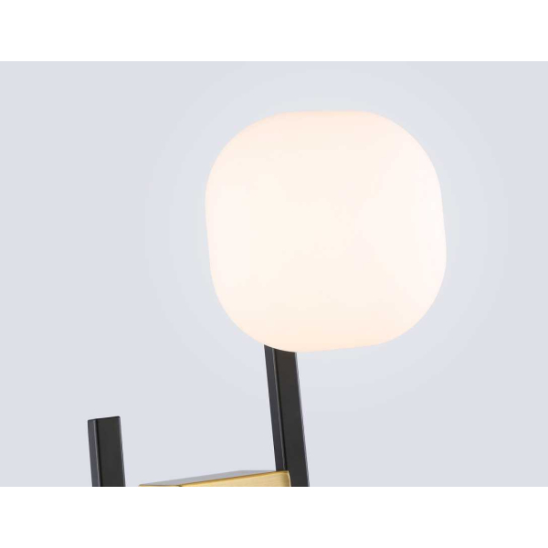 Настенный светильник со сменной лампой Ambrella light High Light LH51019 Настенный светильник со сменной лампой Ambrella light High Light LH51019
