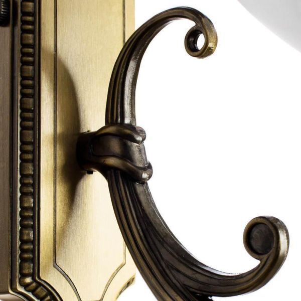 Бра Arte Lamp Windsor White A3777AP-1AB Бра Arte Lamp Windsor White A3777AP-1AB