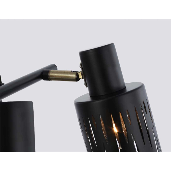 Настенно-потолочный спот Ambrella light TRADITIONAL TR8668 Настенно-потолочный спот Ambrella light TRADITIONAL TR8668