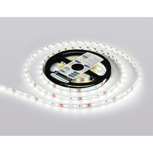 Светодиодная лента Ambrella Light 4,8W/m 60LED/m 2835SMD холодный белый 5M GS1003